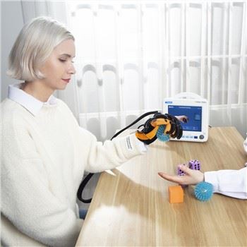 Robothandske til neuromuskulær rehabilitering