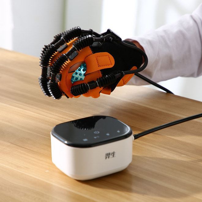 Brugervenlig robothandske til håndlammelse