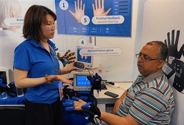 Syrebo® håndrehabiliteringsrobotter skinner på den 133. kantonmesse